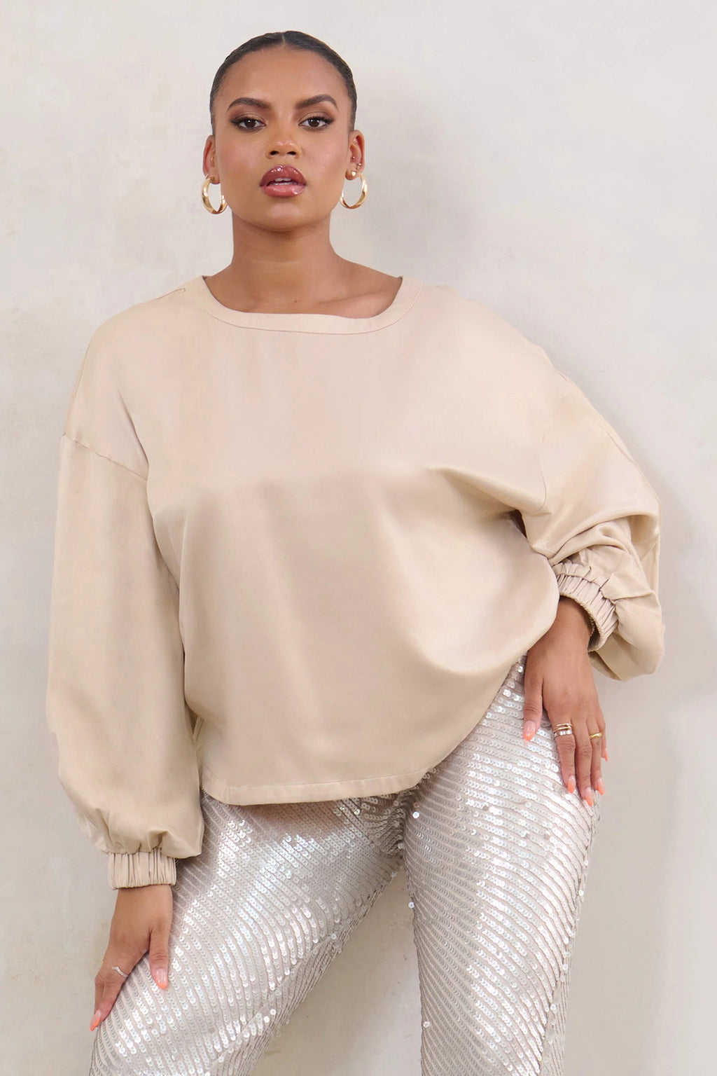 Smooth Talk | Plus Champagne Oversized Long Sleeve Satin Top