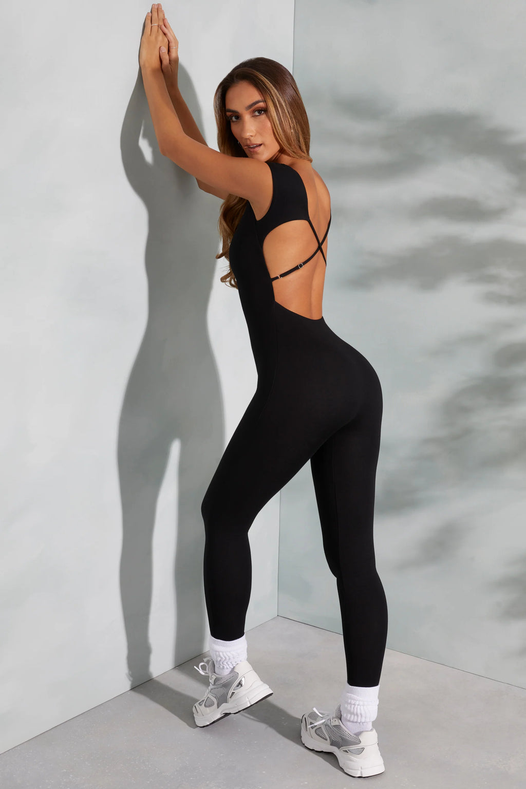 Tall Open Back Scoop Neck Jumpsuit in Black