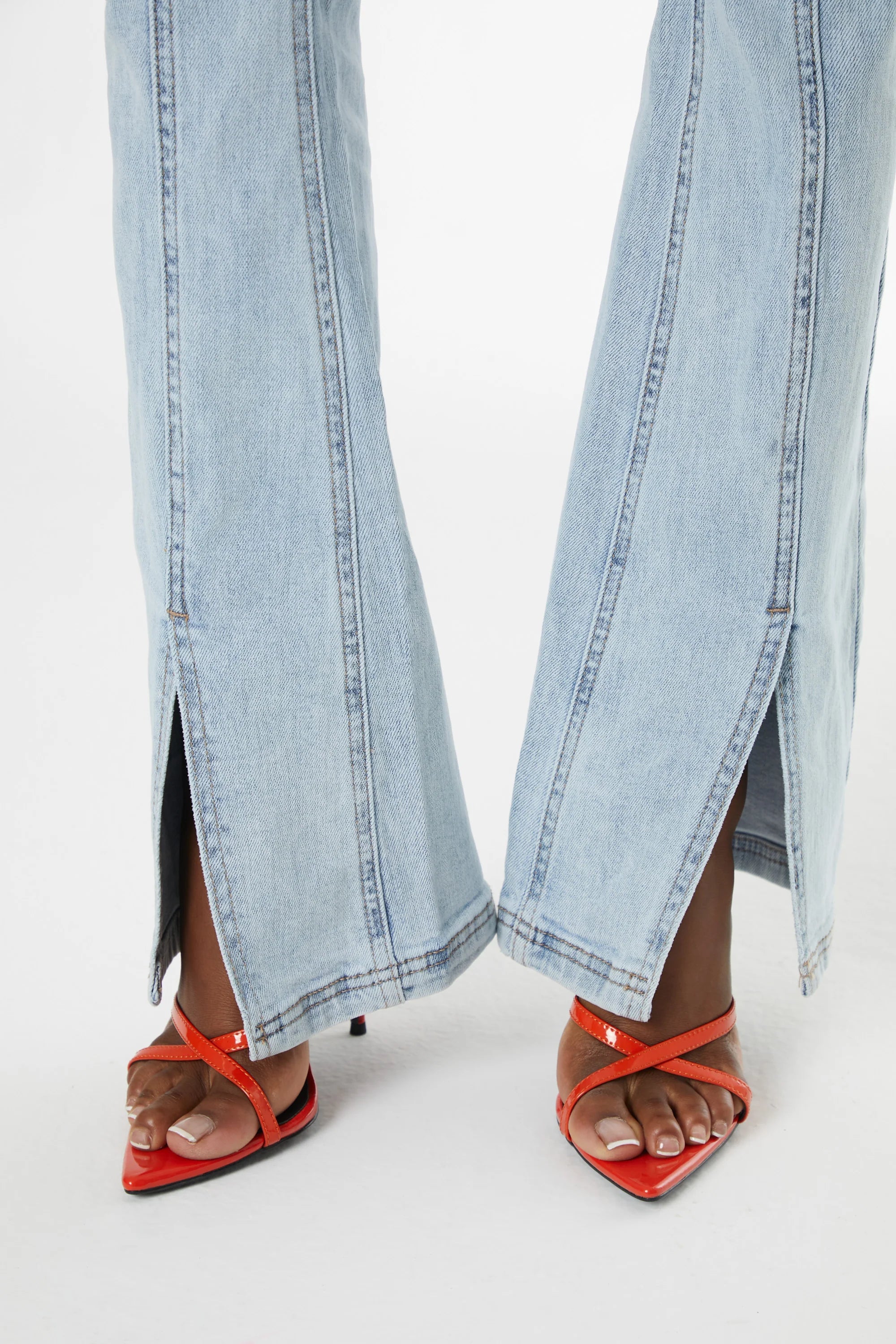 Split Flare Jeans in Light Blue Wash