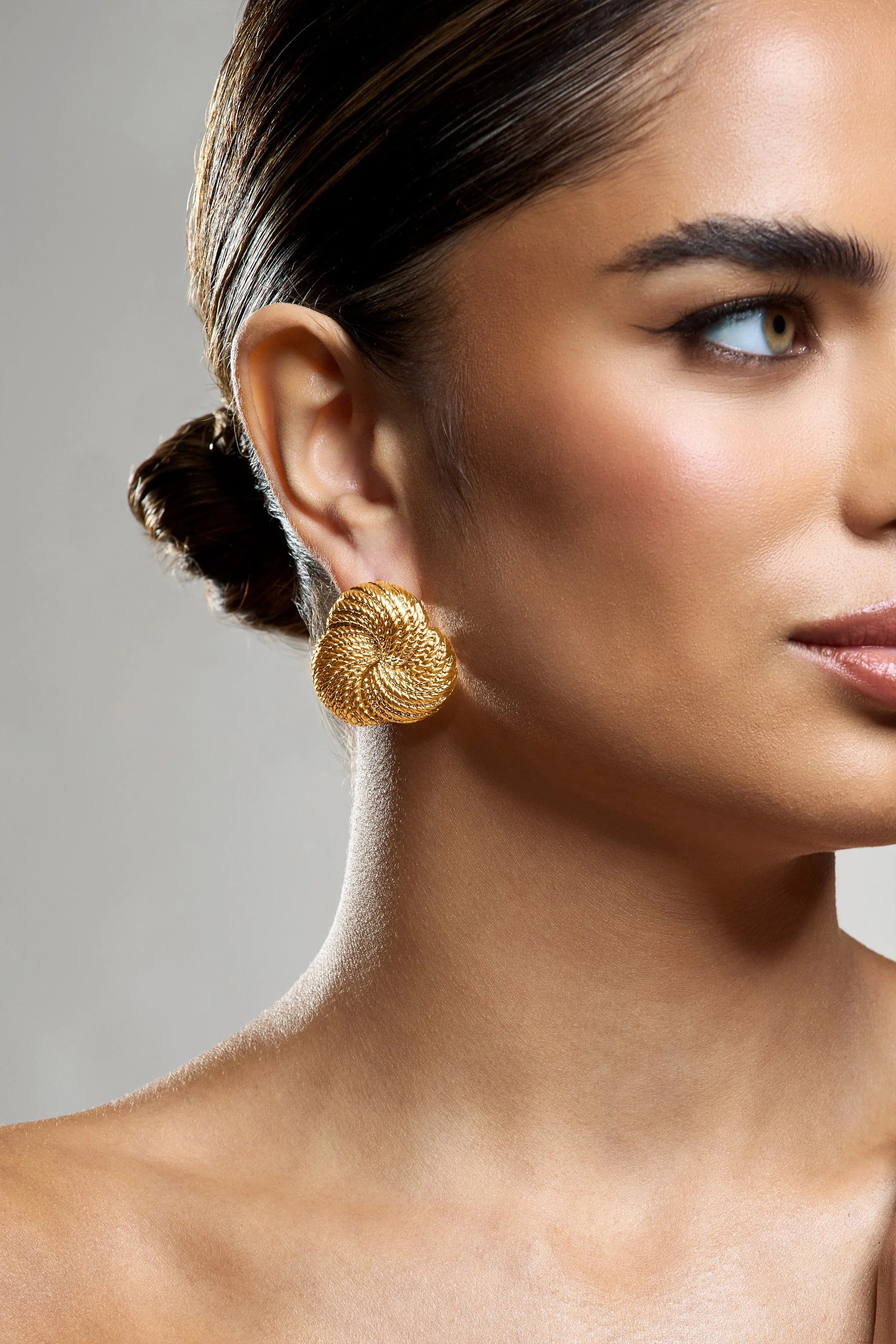 Criss Cross | Gold Chunky Knot Earrings