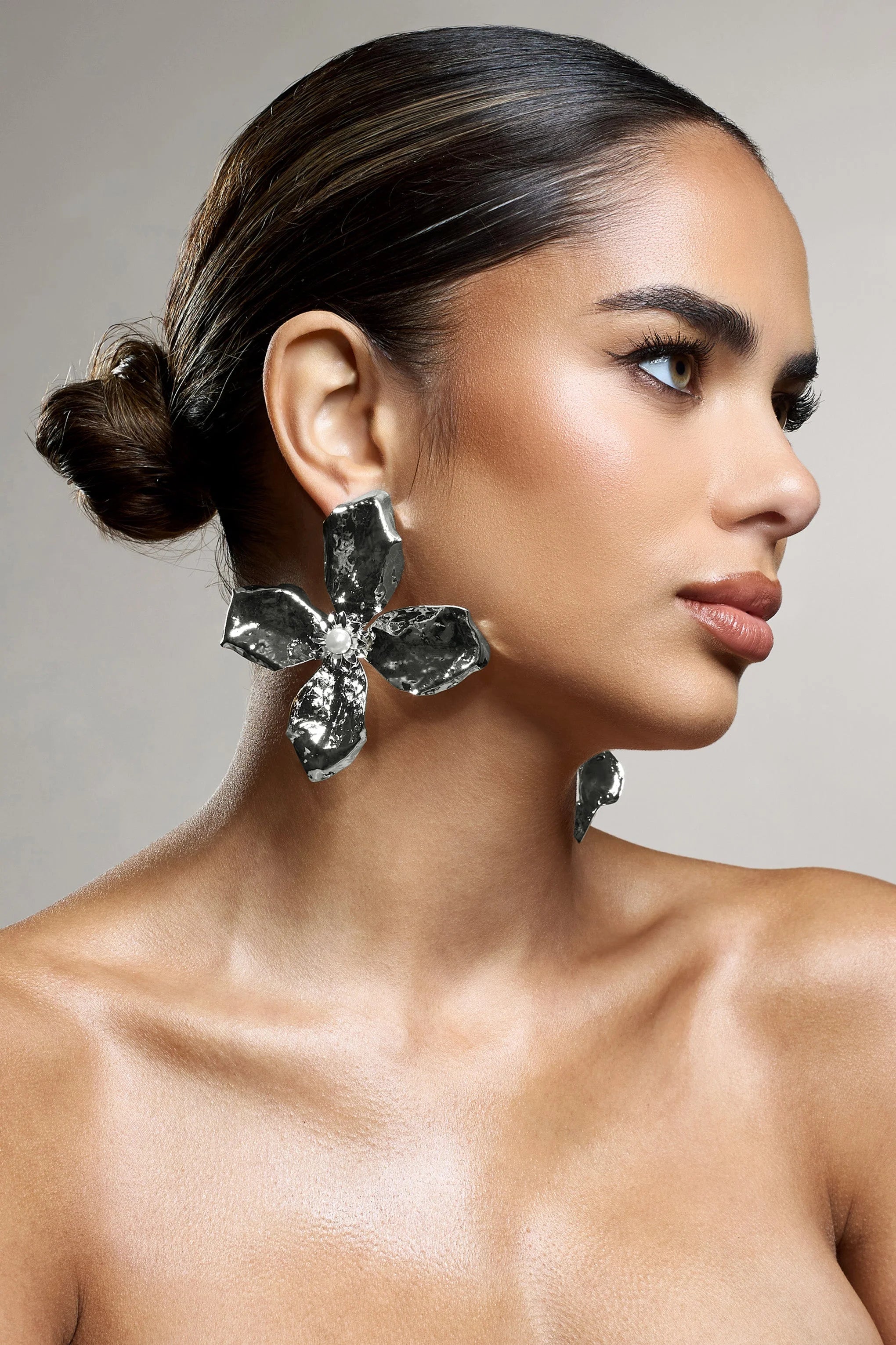 Emry | Silver Pearl Statement Flower Earrings
