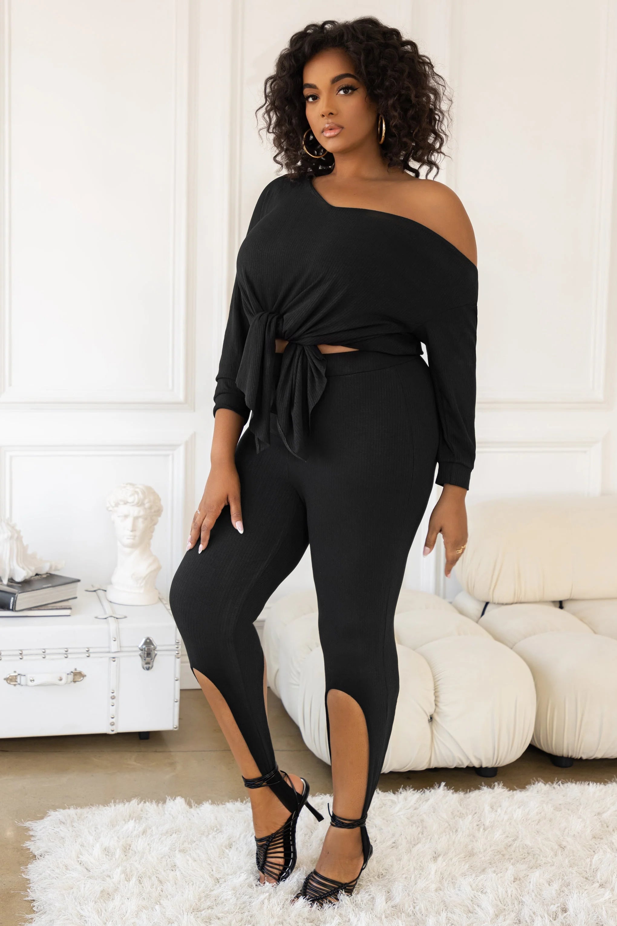 Solo | Plus Black Stirrup Leggings