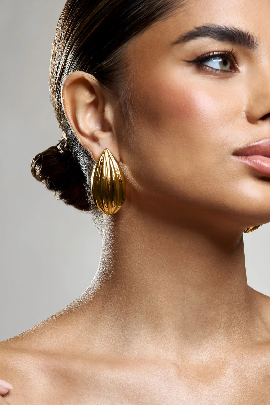 Hollis | Gold Statement Teardrop Earrings