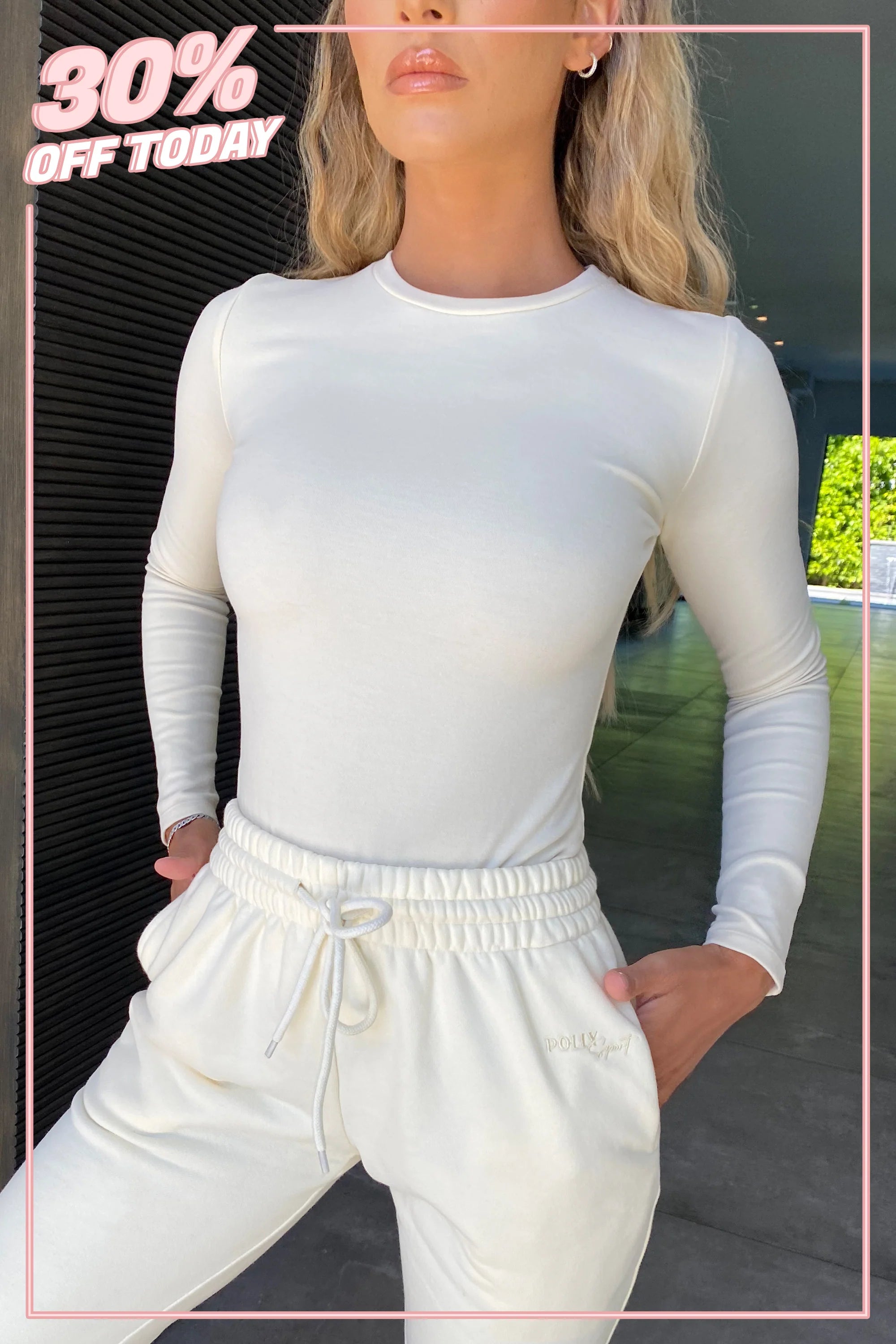 True Basic Long Sleeve Top in Cream