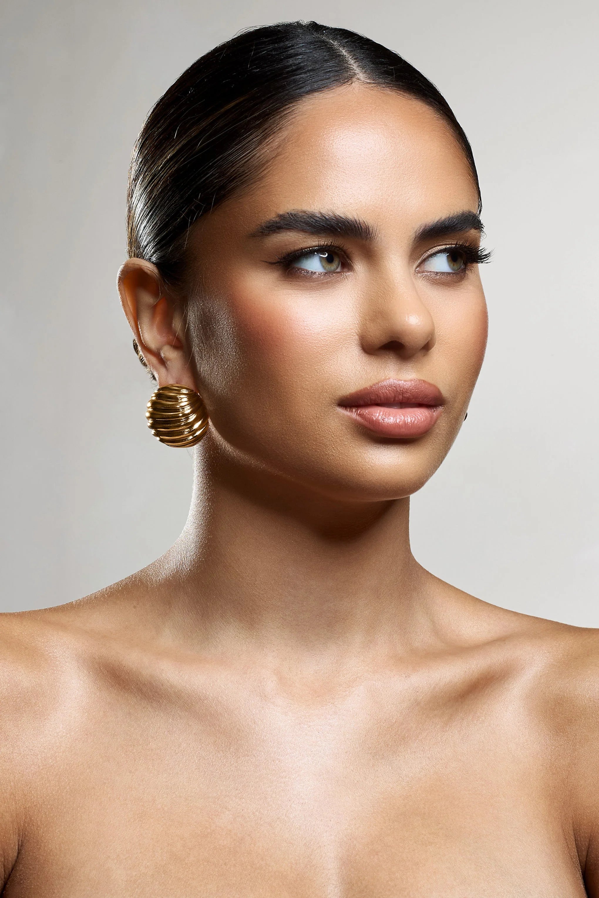 Cosette | Gold Ribbed Circle Statement Earrings
