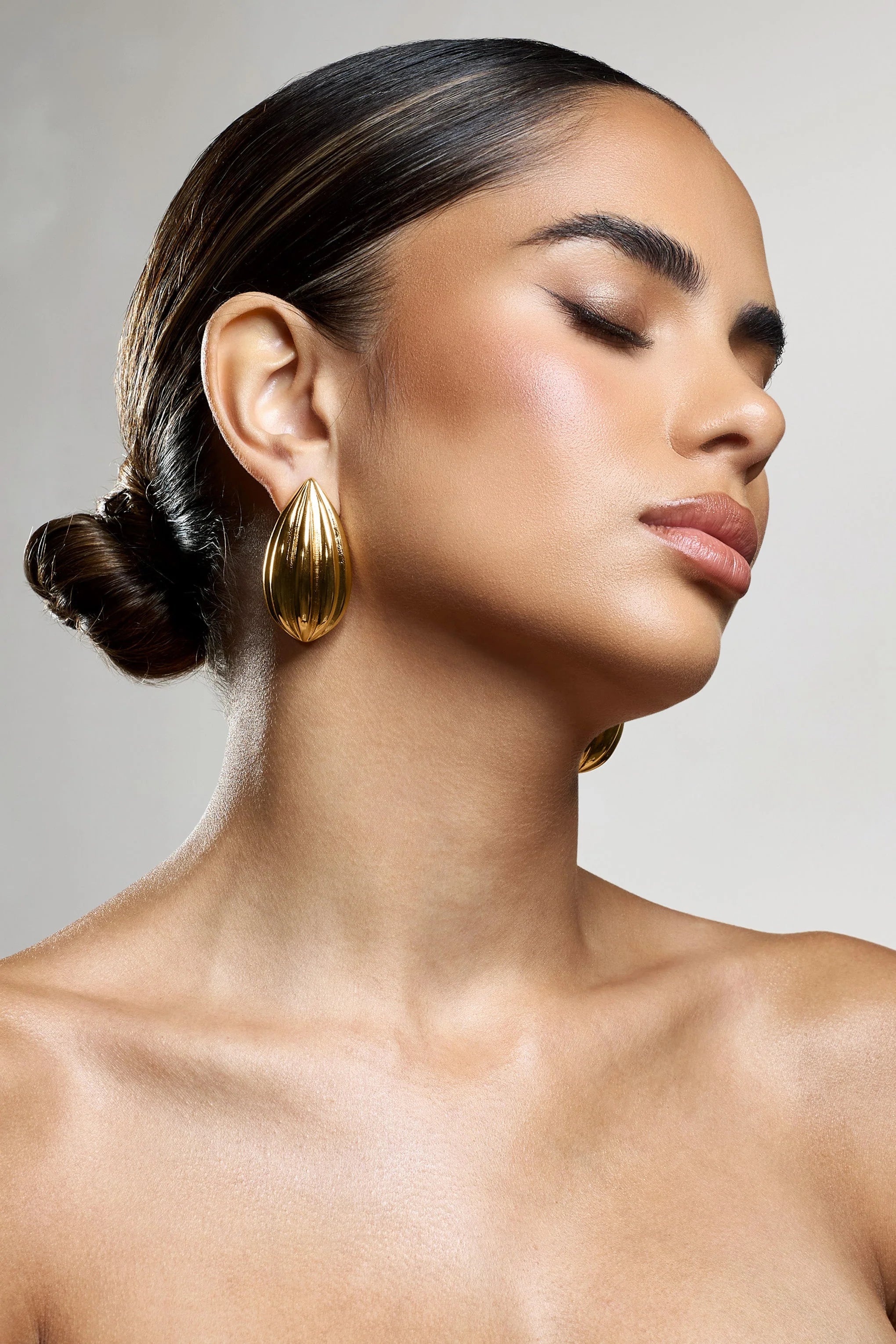 Hollis | Gold Statement Teardrop Earrings