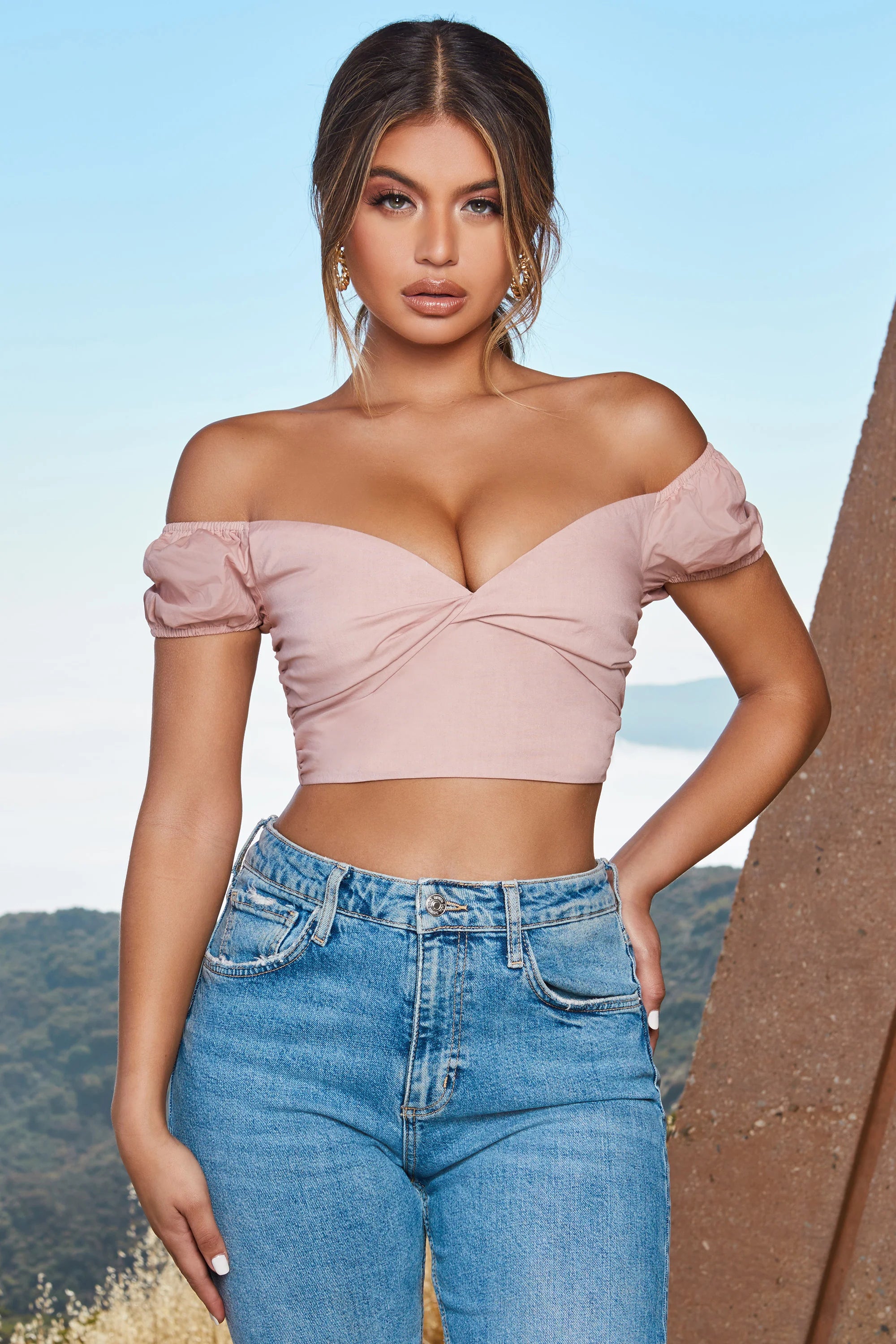 Fresh Crop Twist Front Puff Sleeve Crop Top in Blush