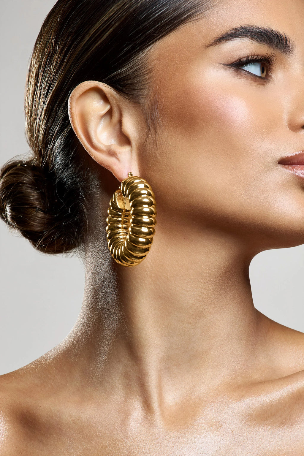 Rialta | Gold Ribbed Chunky Hoop Earrings