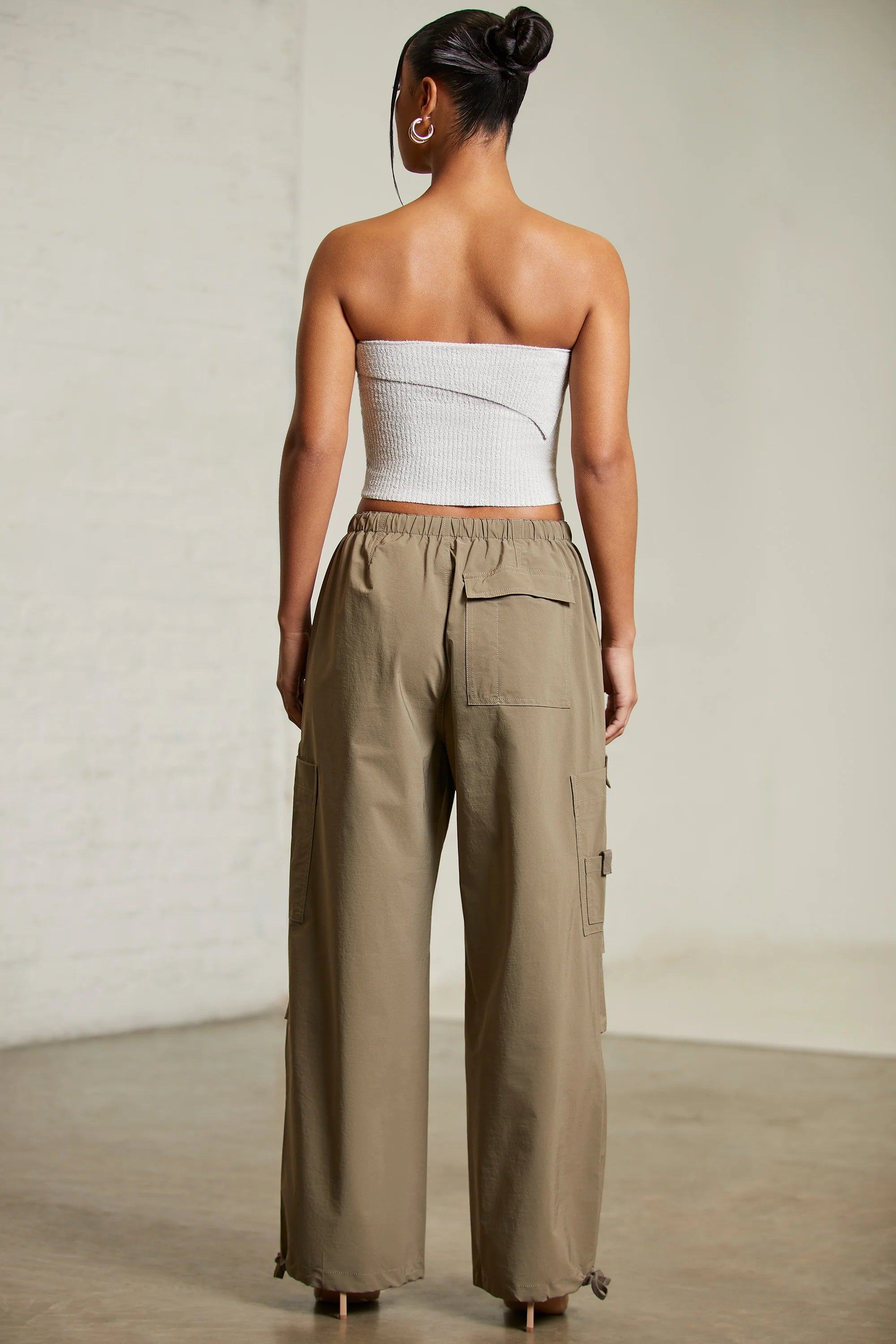 Petite Wide Leg Cargo Trousers in Green