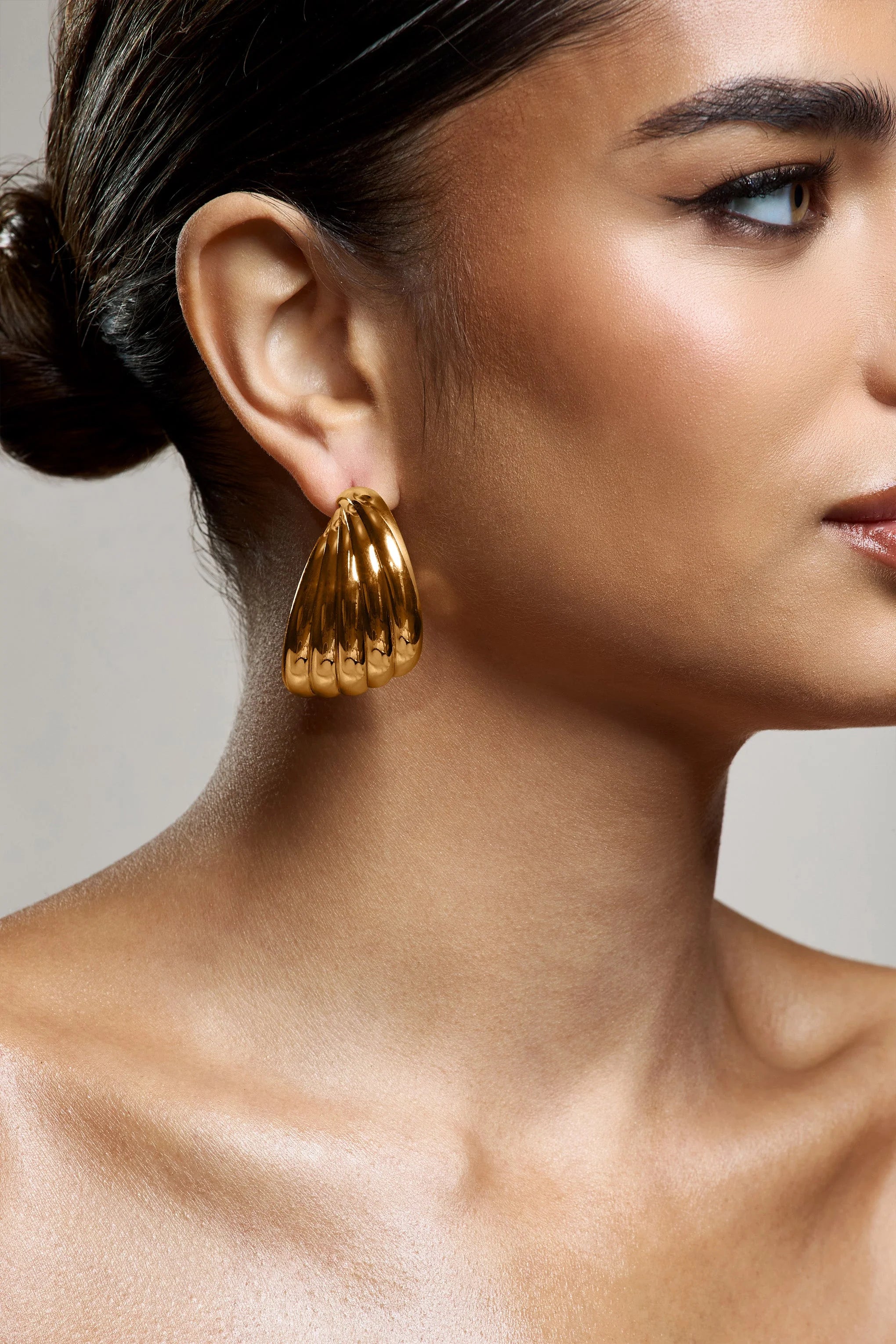 Samoa | Gold Ribbed Chunky Hoop Earrings