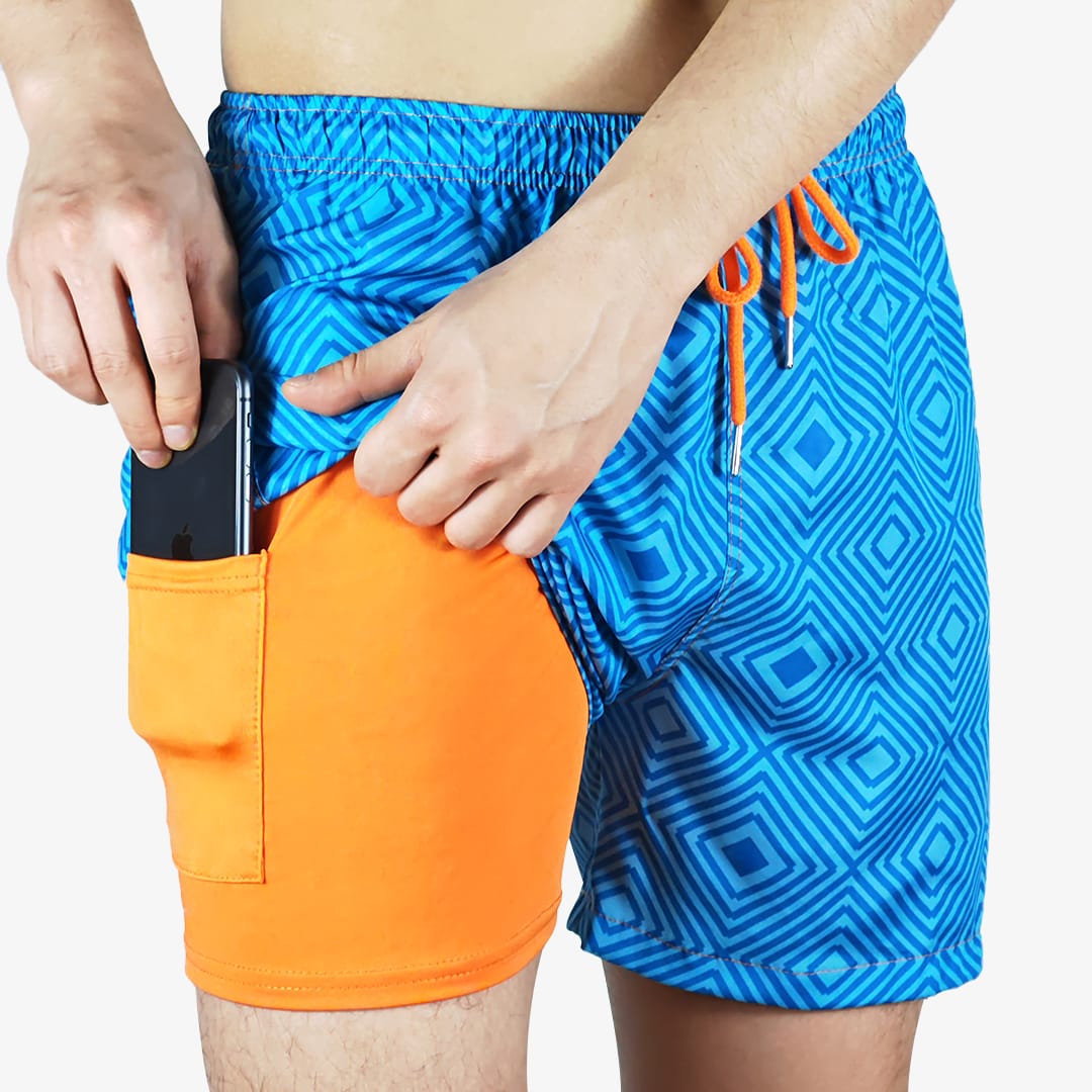 Coral Illusion - 6 Mid-Length Hybrid Shorts