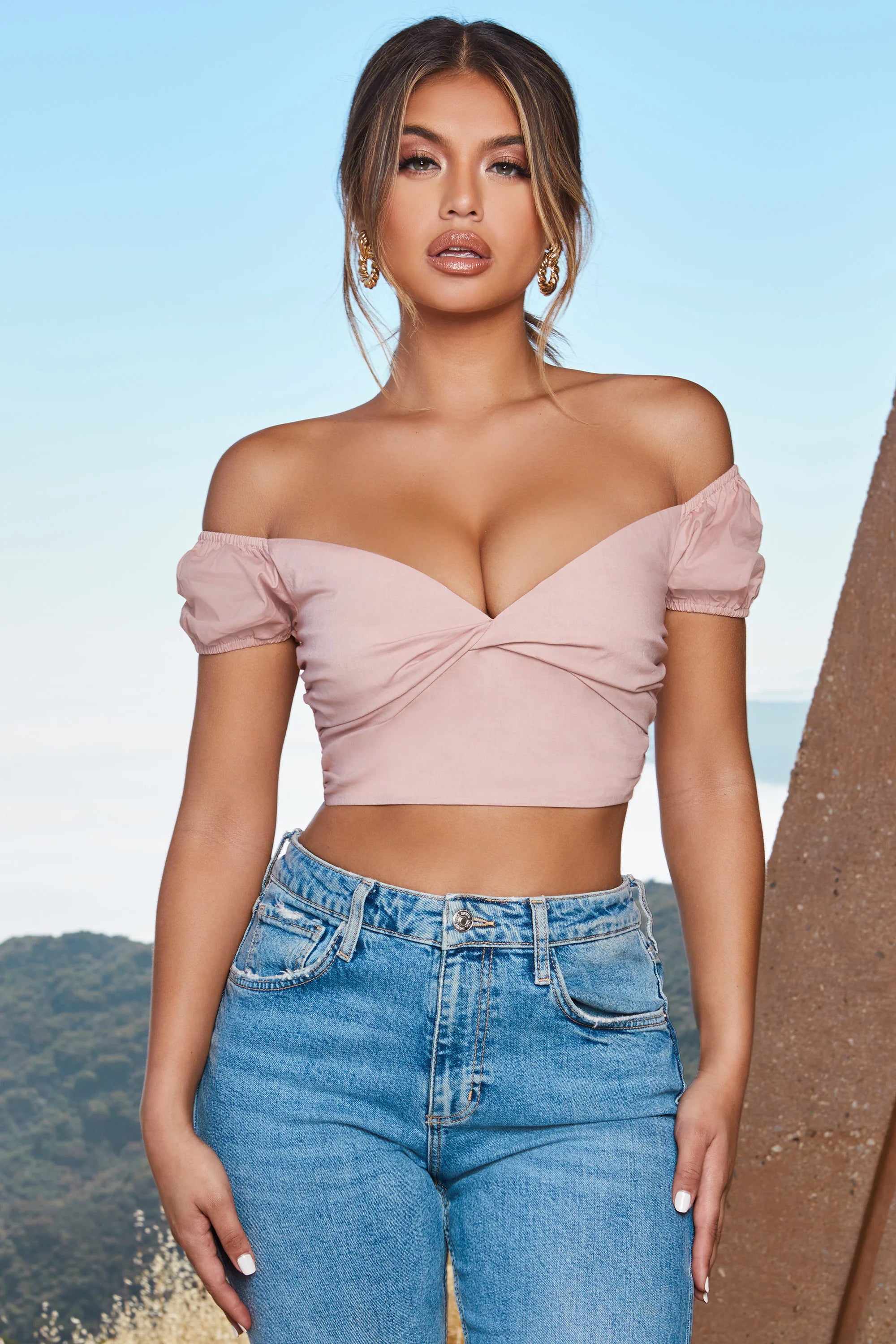 Fresh Crop Twist Front Puff Sleeve Crop Top in Blush