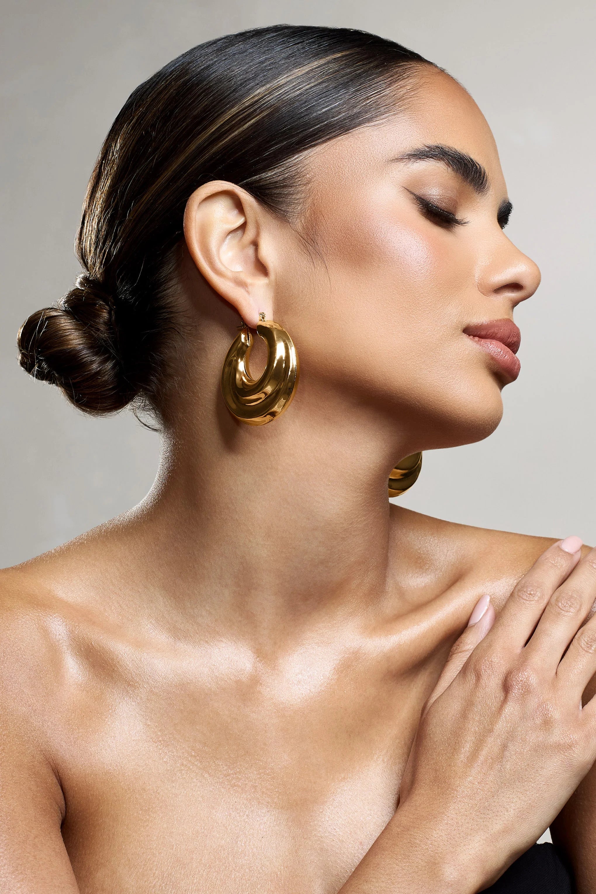 Iowa | Gold Chunky Statement Hoop Earrings