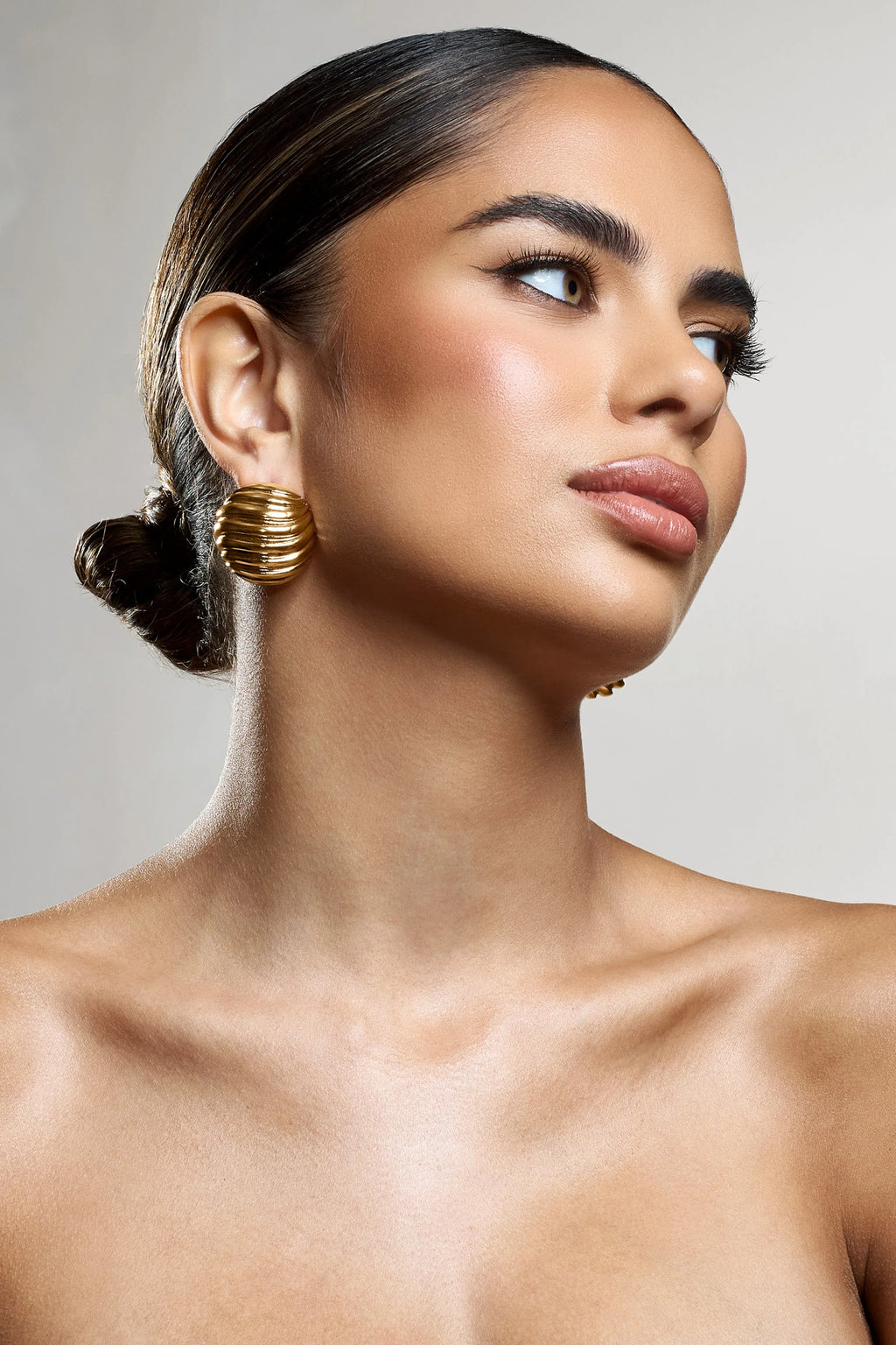 Cosette | Gold Ribbed Circle Statement Earrings