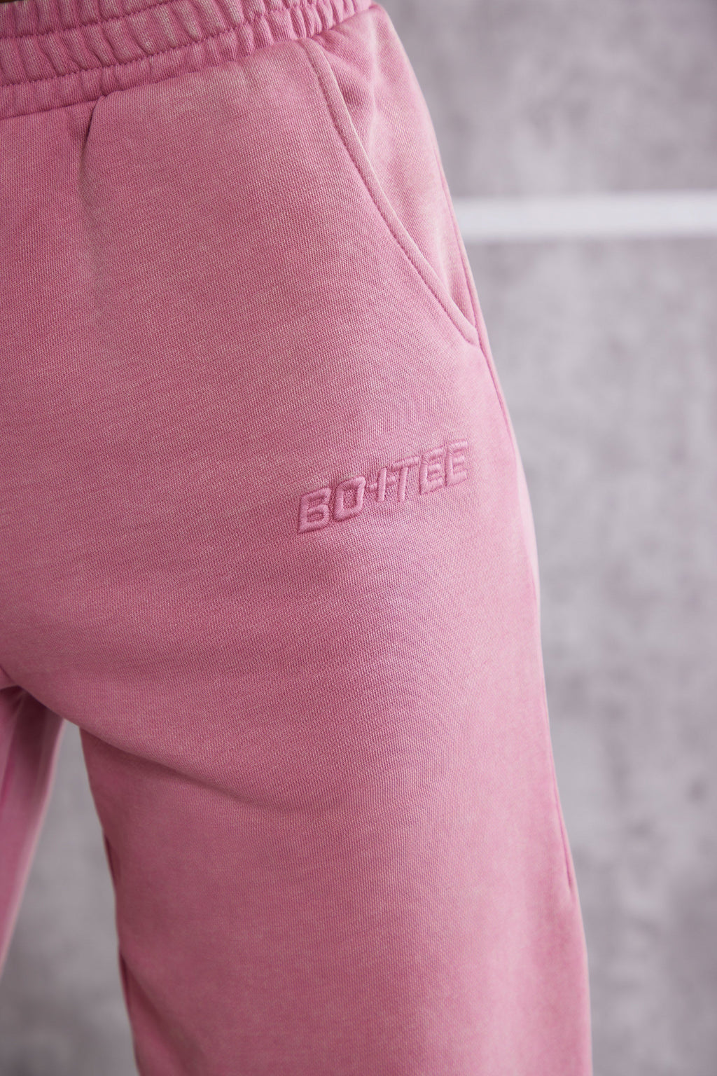 Petite High Waist Cuffed Joggers in Rose