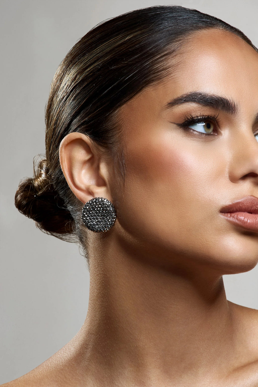 Svana | Grey Diamante Disc Earrings