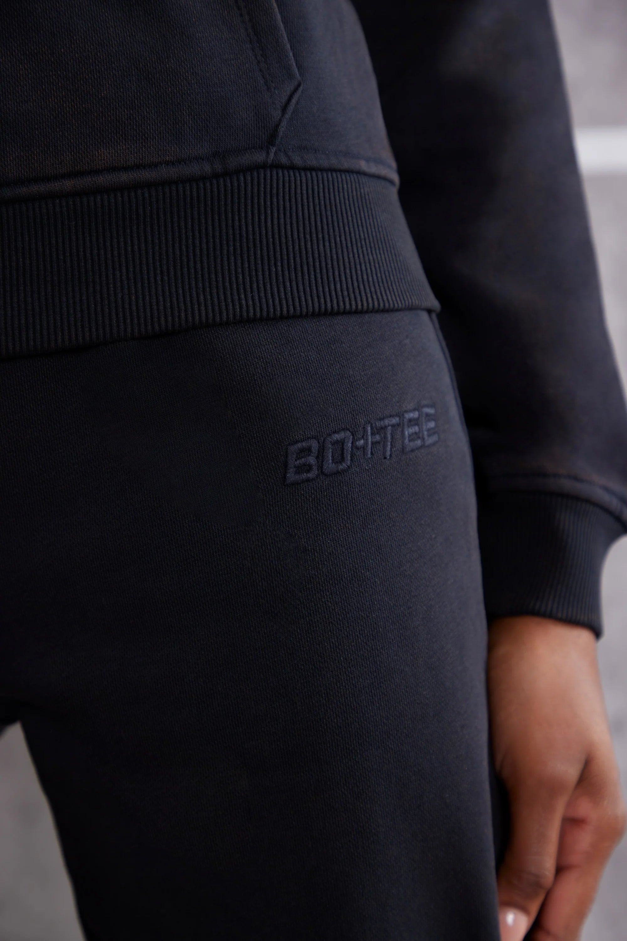 Petite High Waist Cuffed Joggers in Jet Black