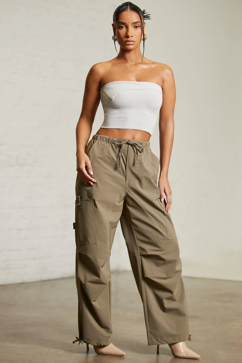 Petite Wide Leg Cargo Trousers in Green