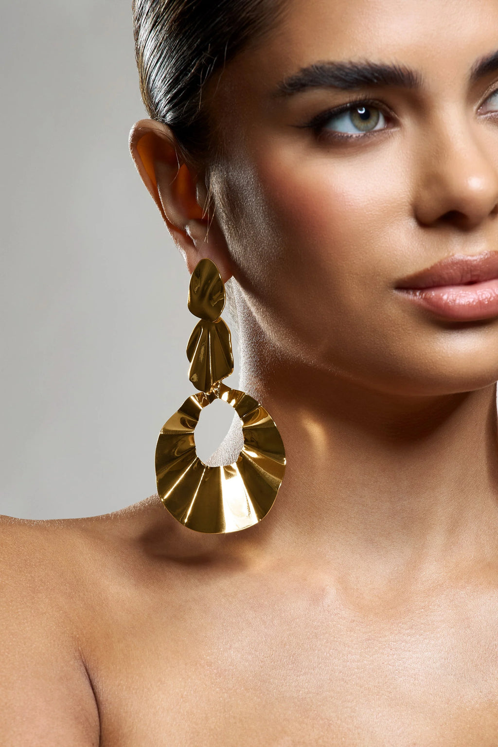 Indiana | Gold Statement Dangle Earrings