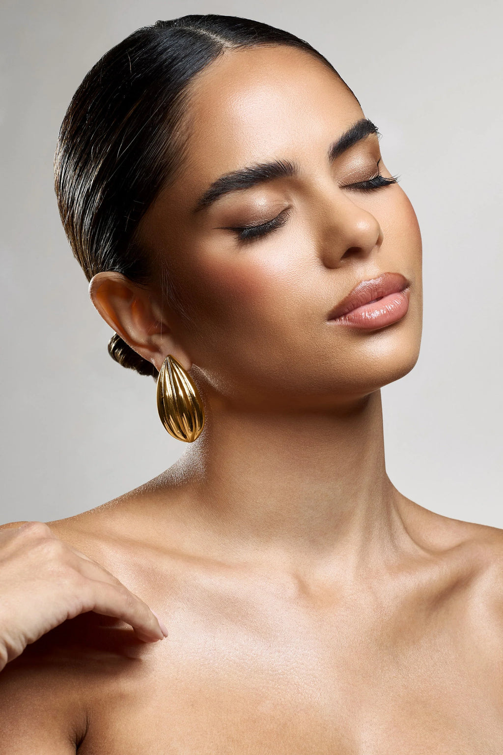Hollis | Gold Statement Teardrop Earrings