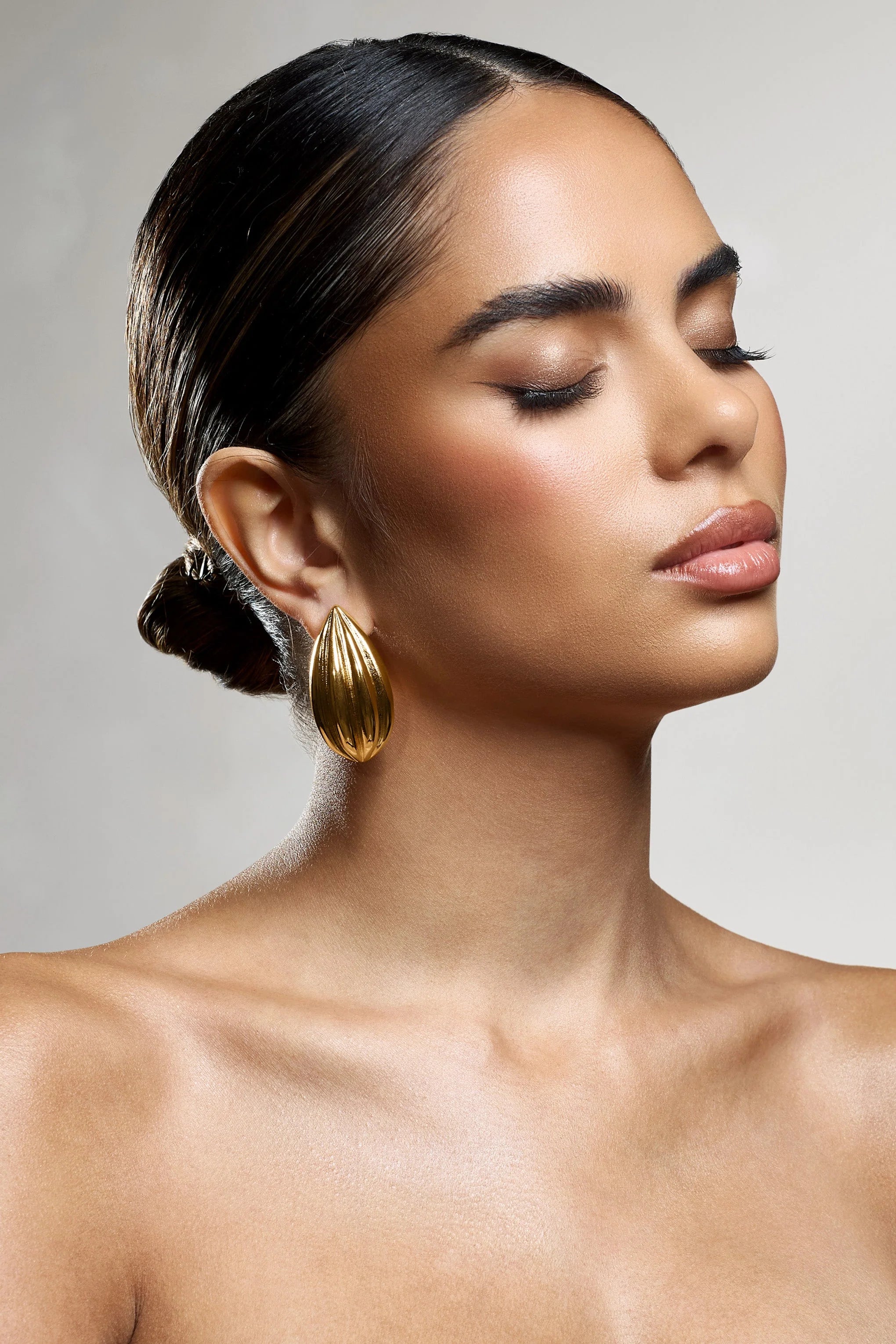 Hollis | Gold Statement Teardrop Earrings