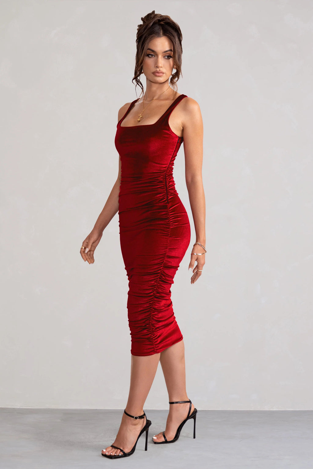 Beauty | Berry Velvet Square Neck Bodycon Midi Dress