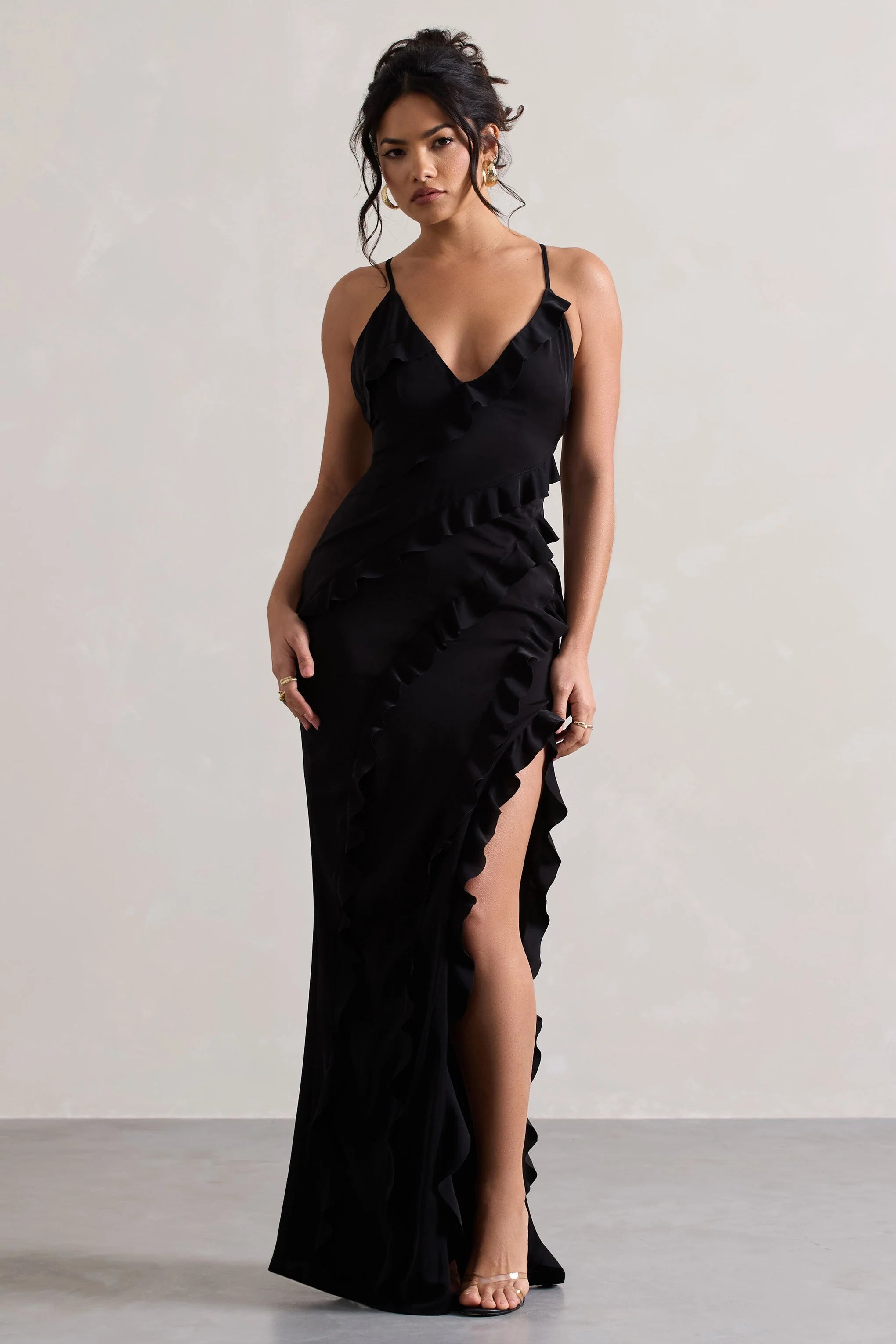 Run The World | Black Sweetheart Neckline Ruffle Maxi Dress