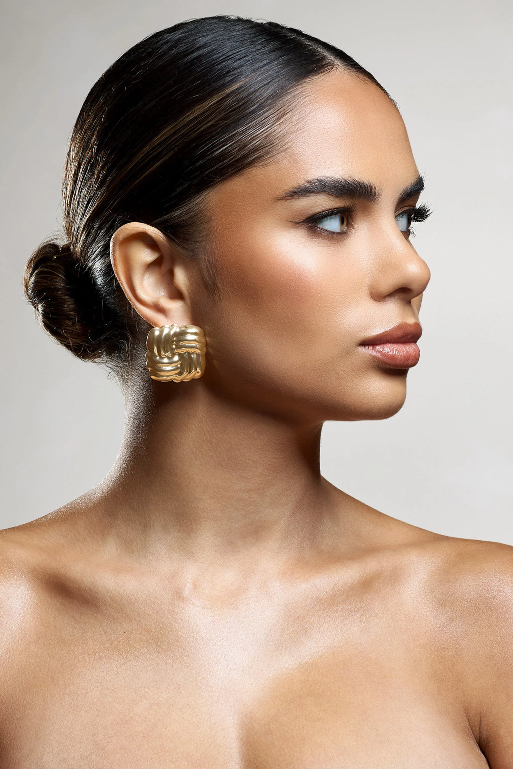 Maine | Gold Knotted Square Earrings