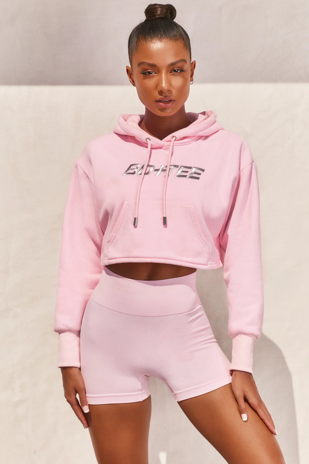 Off Duty Cropped Hoodie in Pink